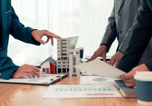 jak-wyglada-proces-sprzedazy-mieszkania-w-poznaniu-krok-po-kroku-z-posrednikiem-i-bez